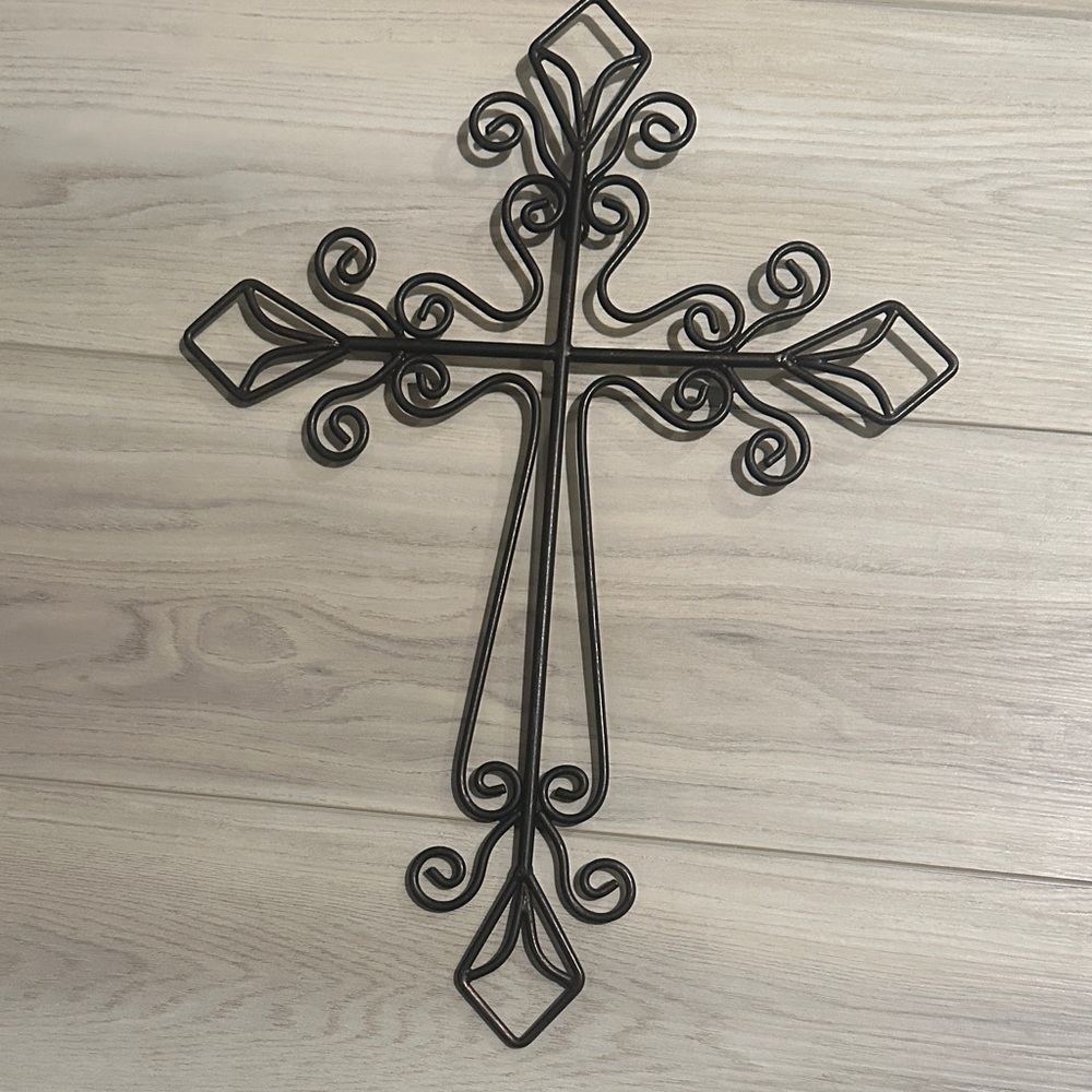 Elegant Black Wrought Iron Wall Cross Decor